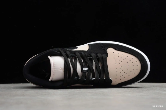 (W) DC0774-003 Guava DC0774-003 Jordan  Ice Black Low 1 0516